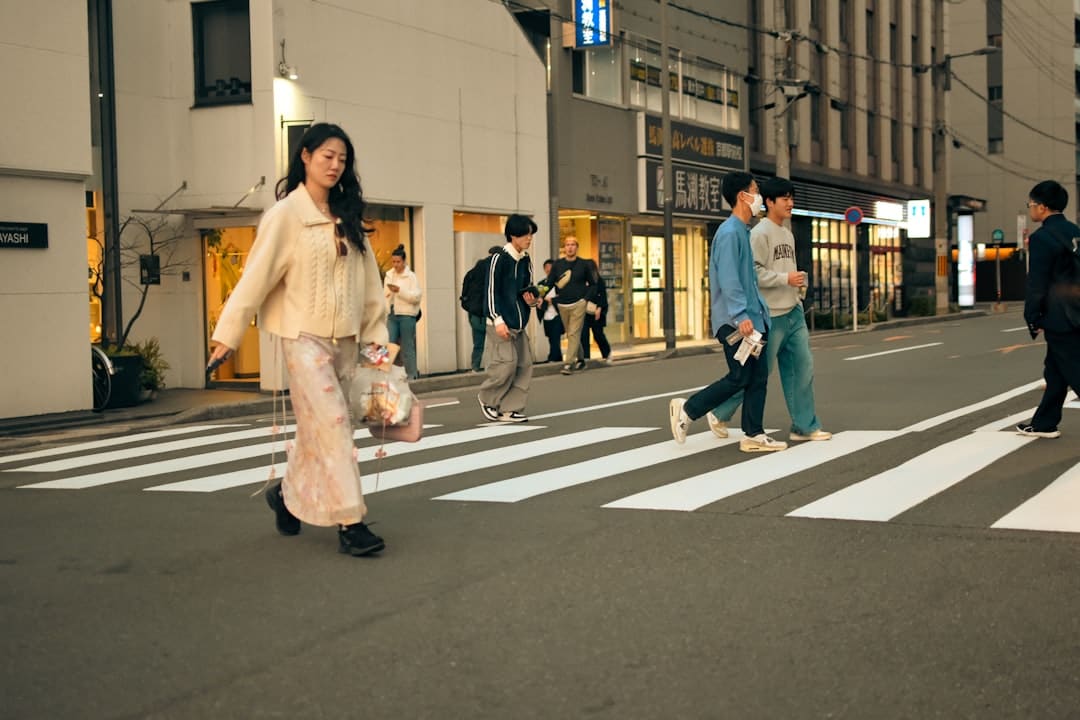 爱奇艺2025Q2净亏损1.337亿元